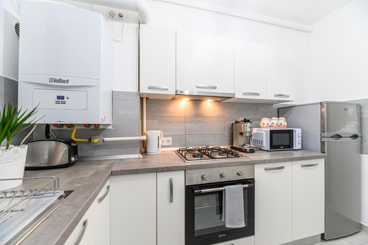 Jad - Comfortable - Apartments - Coresi Braşov Esterno foto