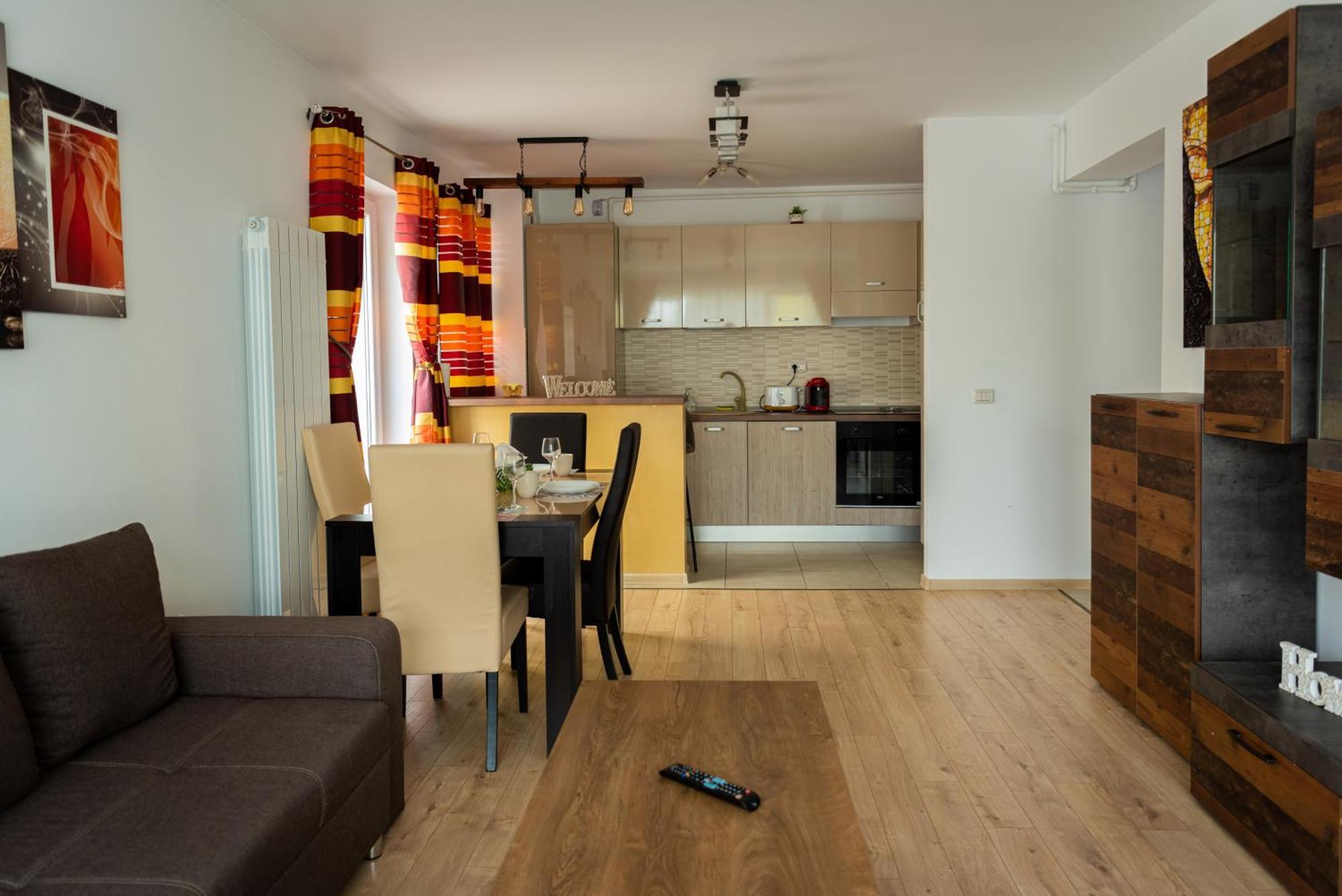 Jad - Comfortable - Apartments - Coresi Braşov Esterno foto