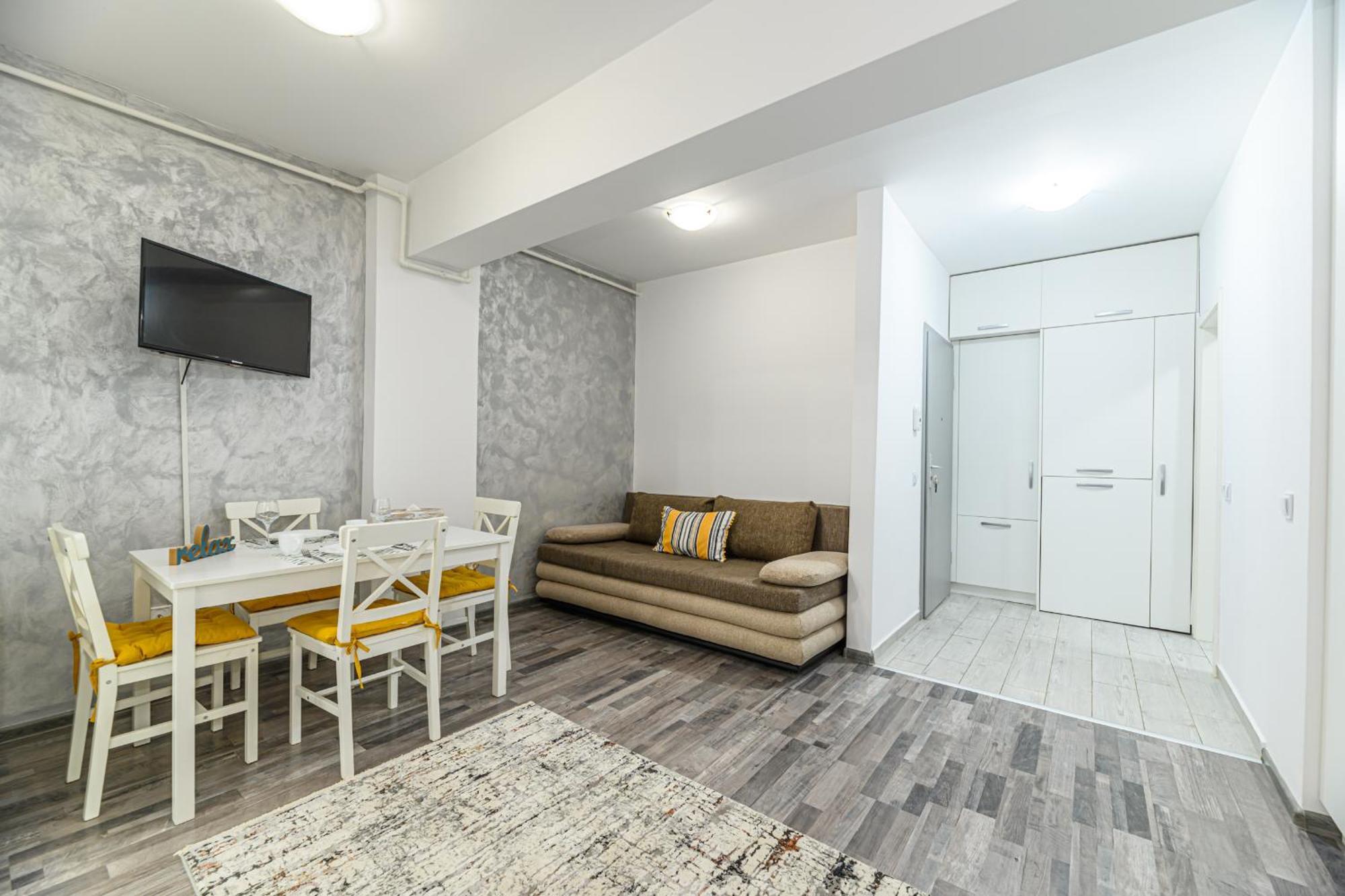 Jad - Comfortable - Apartments - Coresi Braşov Esterno foto