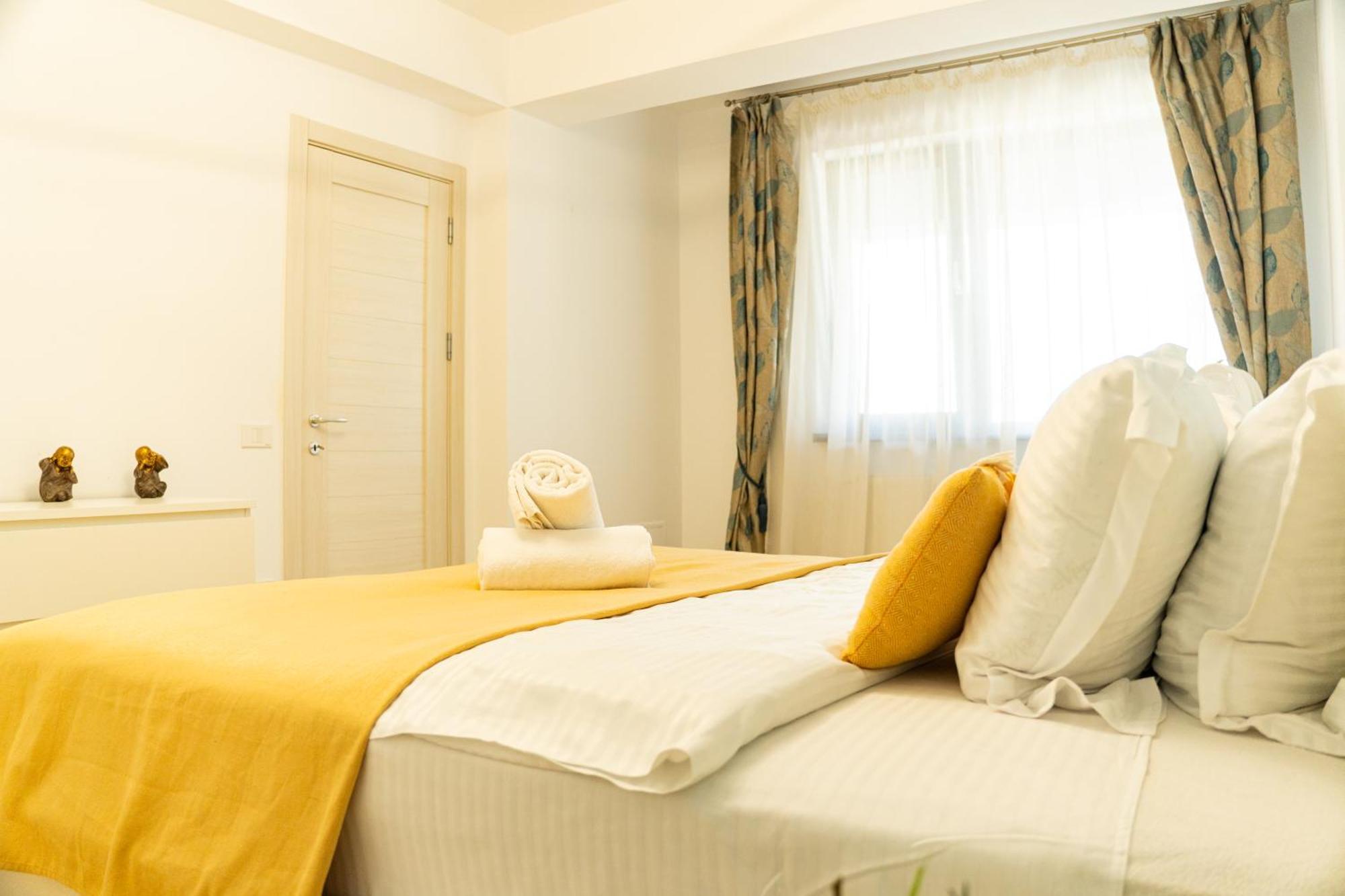 Jad - Comfortable - Apartments - Coresi Braşov Esterno foto
