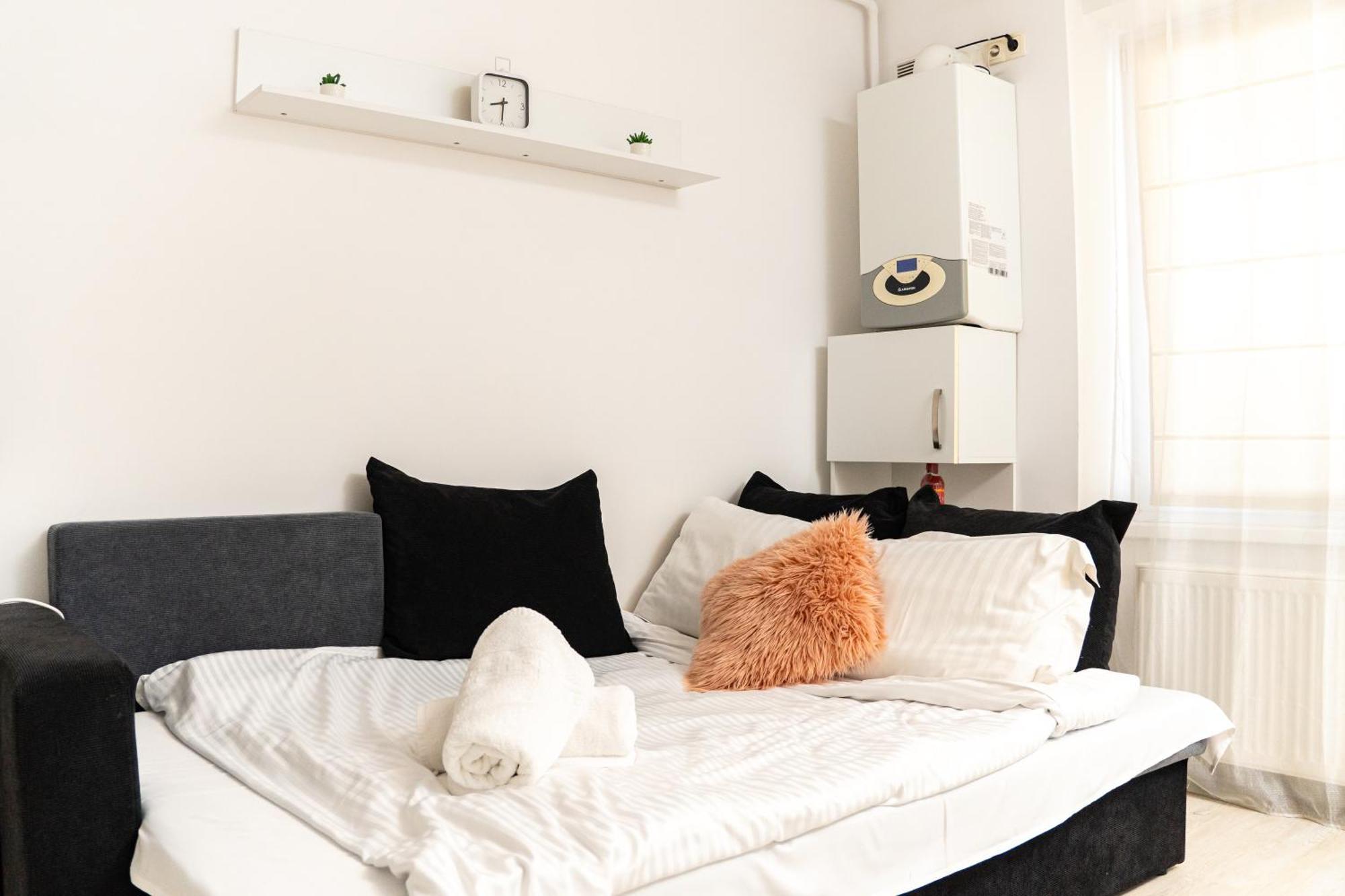 Jad - Comfortable - Apartments - Coresi Braşov Esterno foto