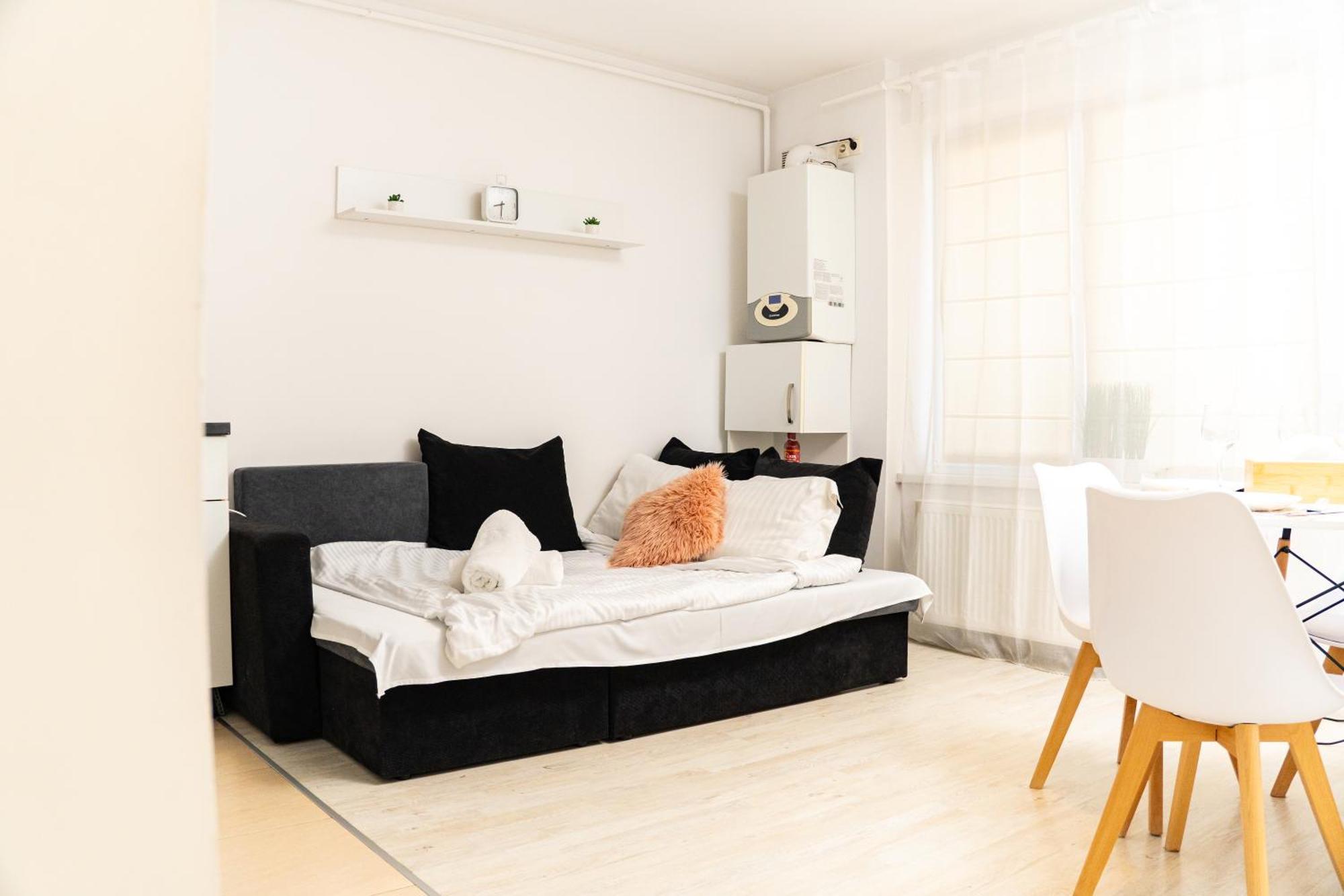 Jad - Comfortable - Apartments - Coresi Braşov Esterno foto